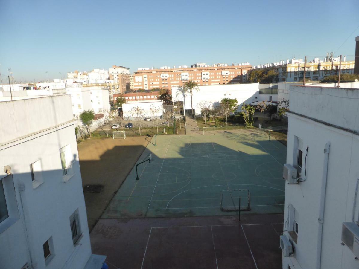 Esencia Sevilla Bagian luar foto